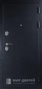 Антивандальная входная дверь в квартиру №61 внешняя - фото