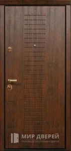 Металлическая дверь с МДФ панелью в коттедж №41 внешняя - фото