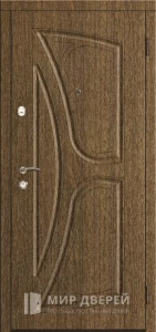 Дверь входная в дом из бруса №7 внешняя - фото